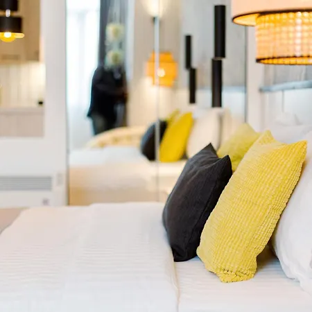Centric Charm - Modern Living Appartement Boekarest